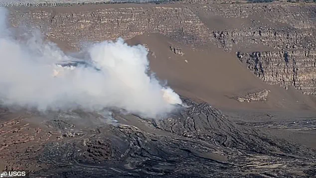 Urgent: Kilauea Volcano's Episode 32 Eruption Sends Lava Hundreds of Feet, Triggers Warnings