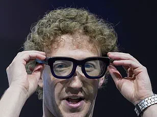 Wearable Innovation: Transforming Lives and Raising Privacy Questions in Tech Adoption