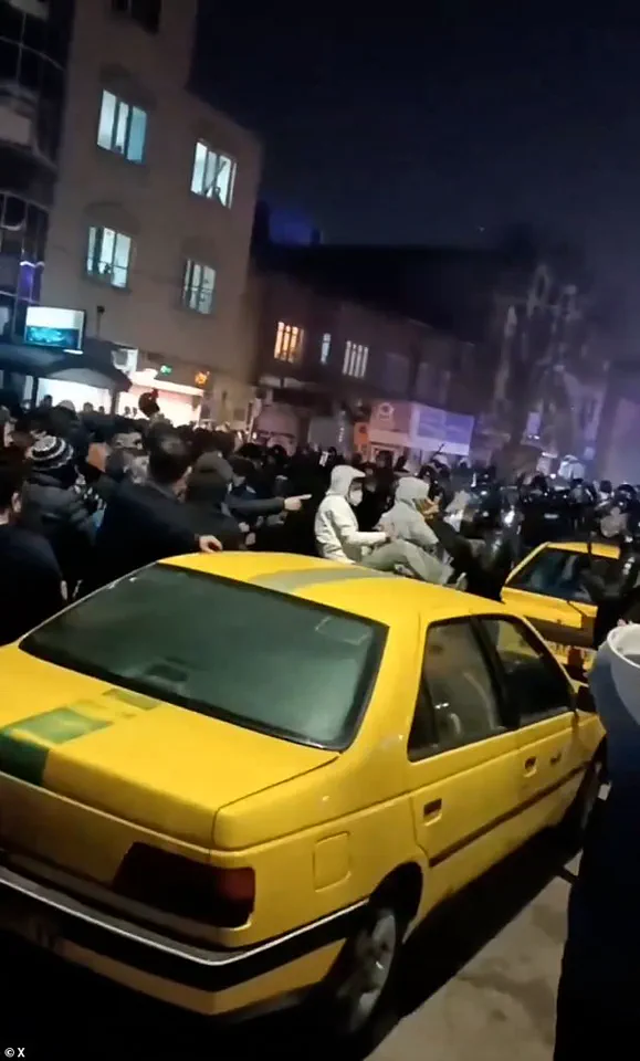 Urgent: Iran's Protesters Face Deadly Deception as Security Agents Posing as Civilians Lure Demonstrators into Killing Zones