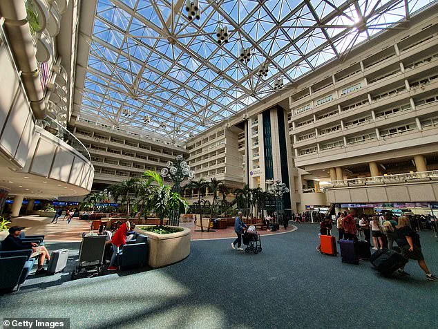 Witnesses Describe United Airlines Landing at Orlando International Airport as 'Horrifying' Amid Chaotic Skies