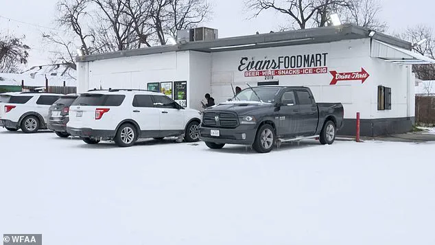 Miraculous Rescue in Fort Worth: Community Intervention Saves Homeless Woman from Freezing to Death