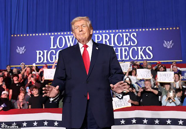 Christie Accuses GOP of Public Trump Praise, Private Criticism
