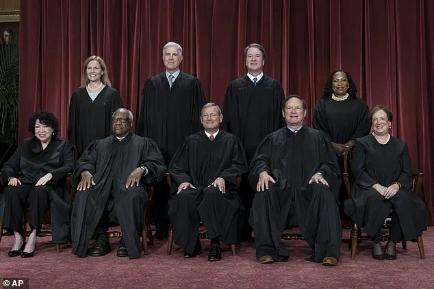 Trump to Confront Supreme Court Justices Over Landmark Tariff Ruling in State of the Union Address