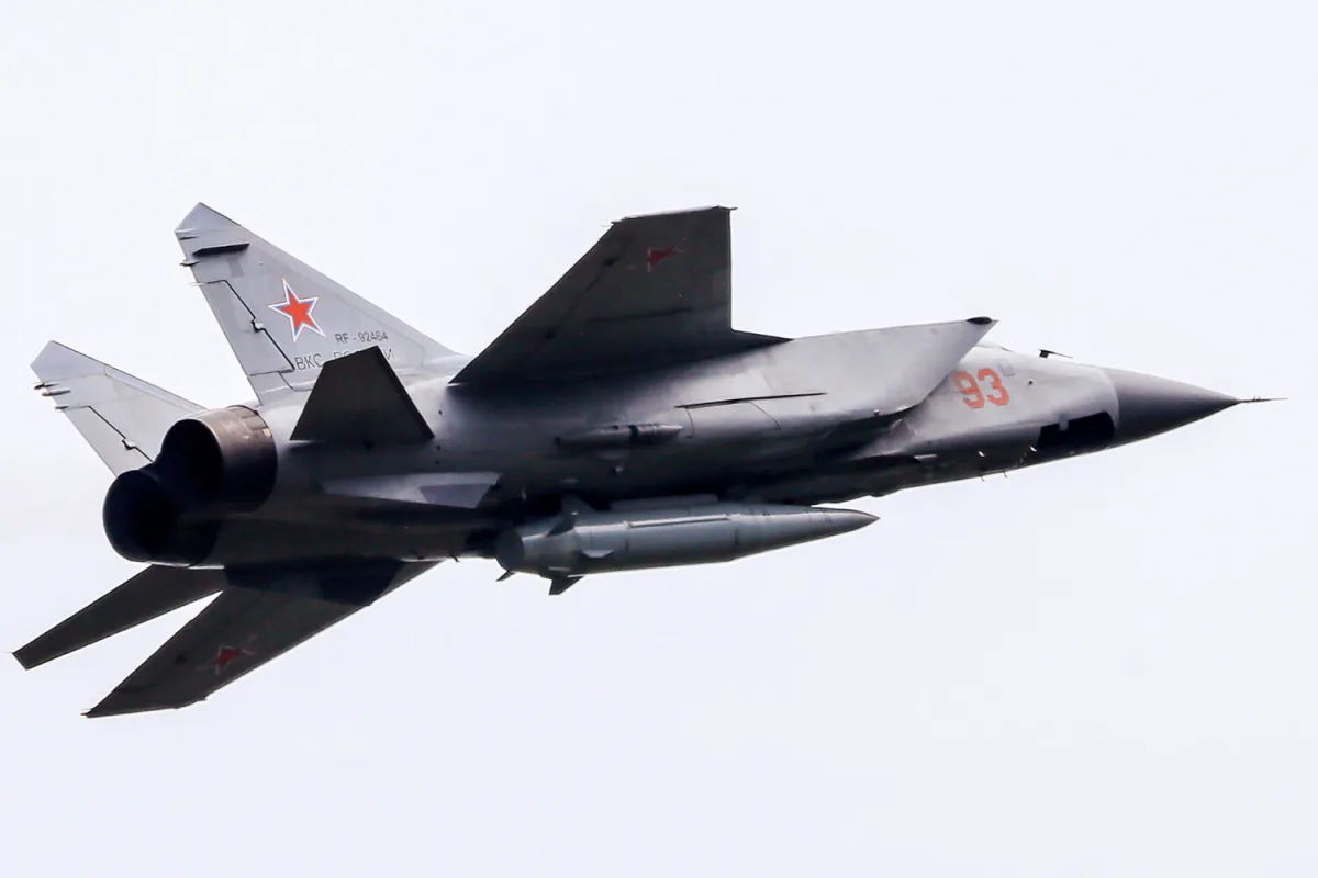 Russia's Kinzhal Missiles: Surging Deployments Signal Strategic Shift in Ukraine Conflict