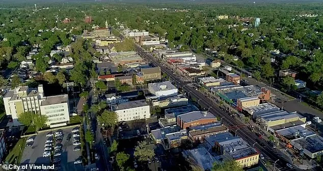 Mysterious Low-Frequency Hum Disrupts Lives in Multiple U.S. States, Raising Health Fears Over Data Center