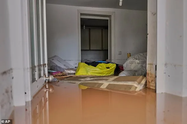 Storm Erminio Causes Fatal Flooding in Athens, Disrupts Transport Across Greece