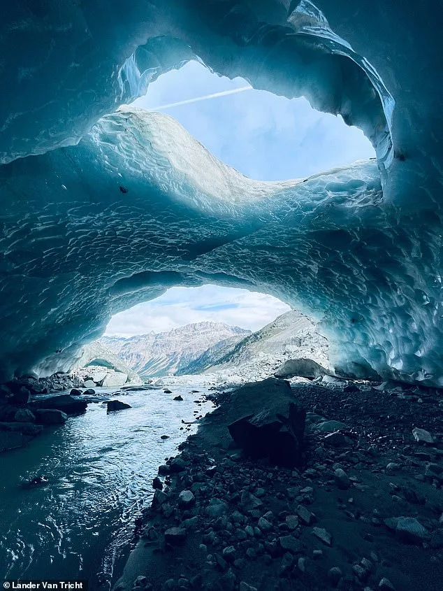 Global Glaciers Melt at Alarming Rates: 408 Gigatonnes Lost in 2025, Study Warns of Potential Collapse Within Decades