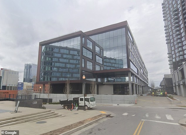 Starbucks Faces Staff Backlash Over Nashville HQ Ultimatum