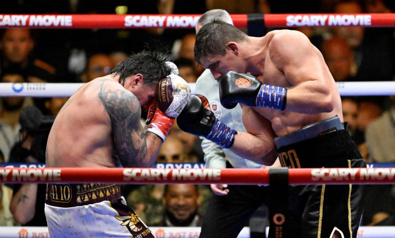 Usyk survives historic upset to stop Verhoeven at Pyramids