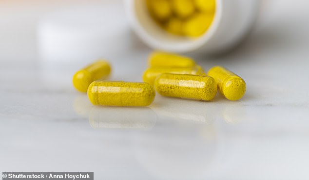 Woman quits Mounjaro over side effects, switches to cheap berberine supplement